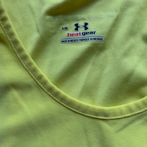 UnderArmour Heat Gear Workout Top - Picture 2 of 3